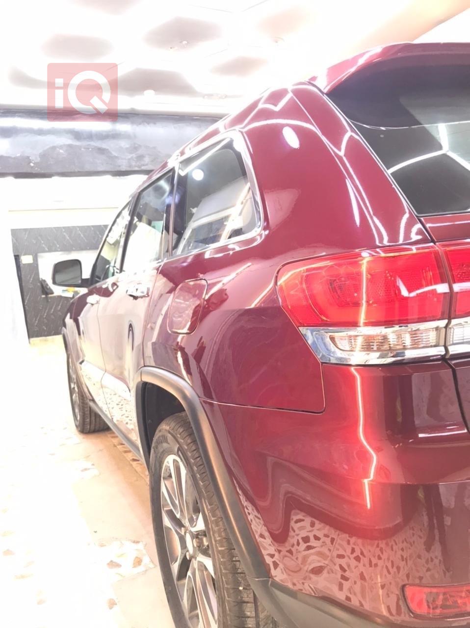 جيب جراند شيروكي